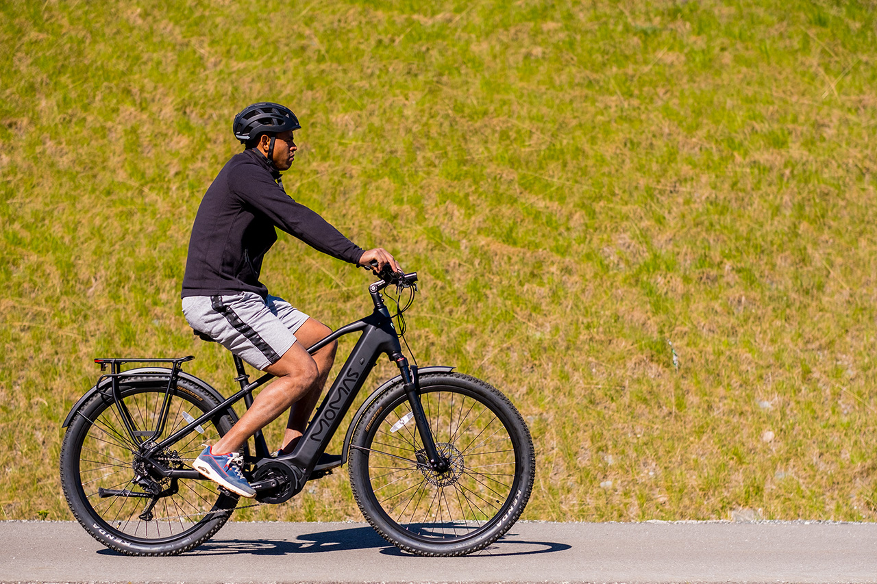 Momas Jason Pro+ SUV elsykkel med robuste dekk og god komfort