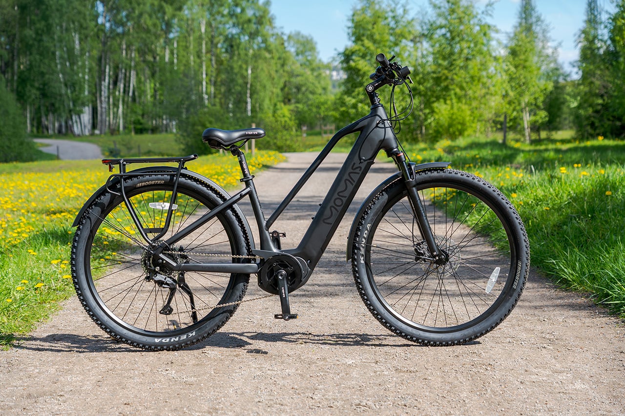 Momas Nova SUV elsykkel med kraftige SUV-dekk og god stabilitet