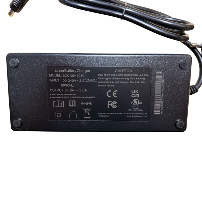 Lader -54.6V DC2.5 - Momas Mover
